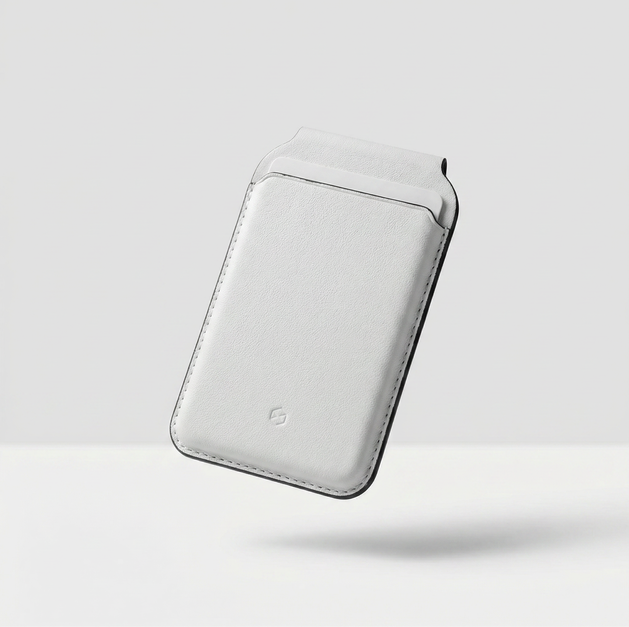 MLC W01 (White)